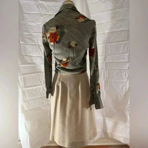Vintage Herman Marcus Floral Button-Up Blouse and Beige Skirt Set - Picture 5 of 7